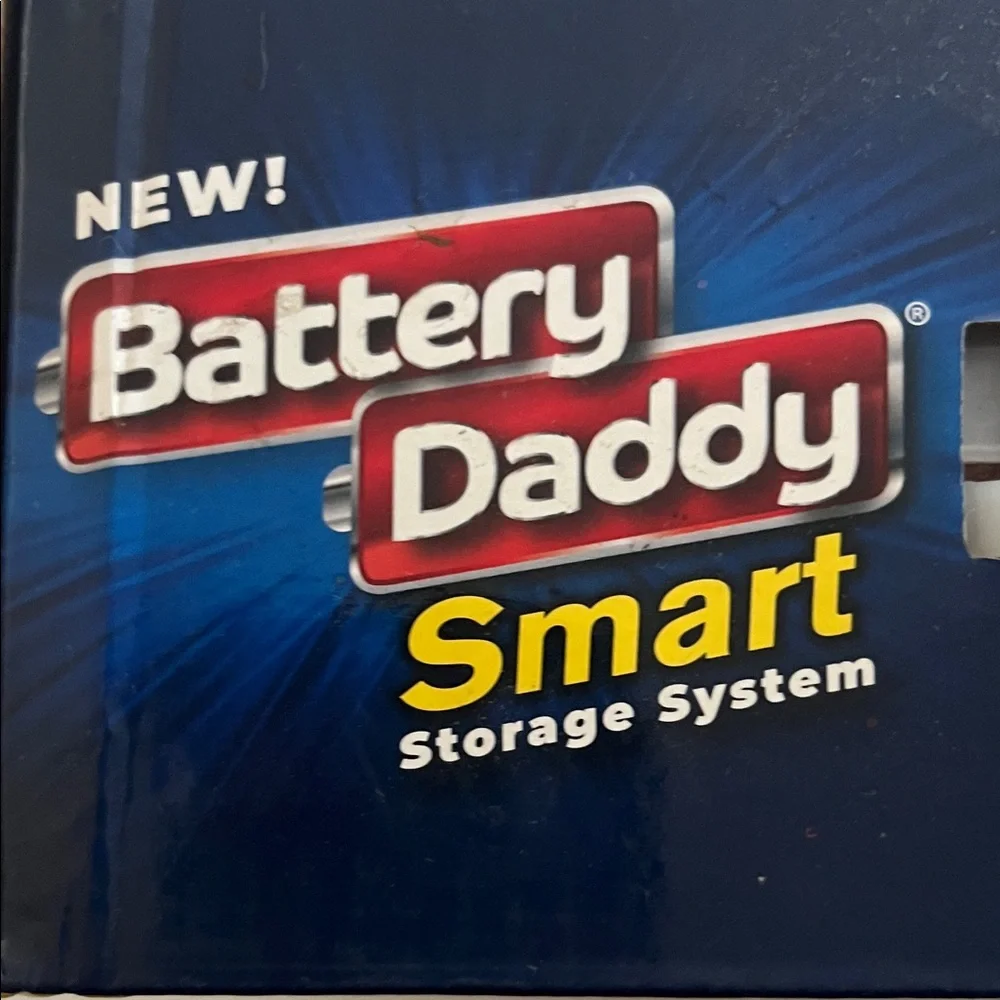 Battery Daddy Smart Storage System Holds 150 Batteries